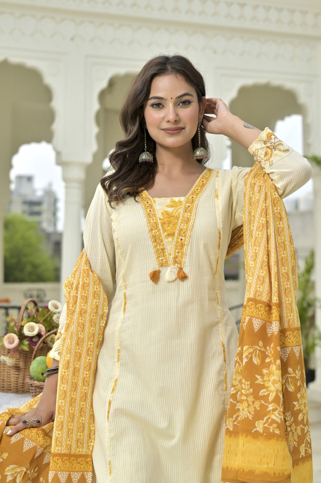 Gindly Yellow Floral Printed Kurta Set