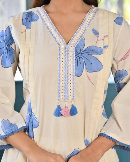 GINDLY FLORAL PRINT CO-ORD SET V-NECK STYLE 3/4 SLEEVES WITH TASSLE