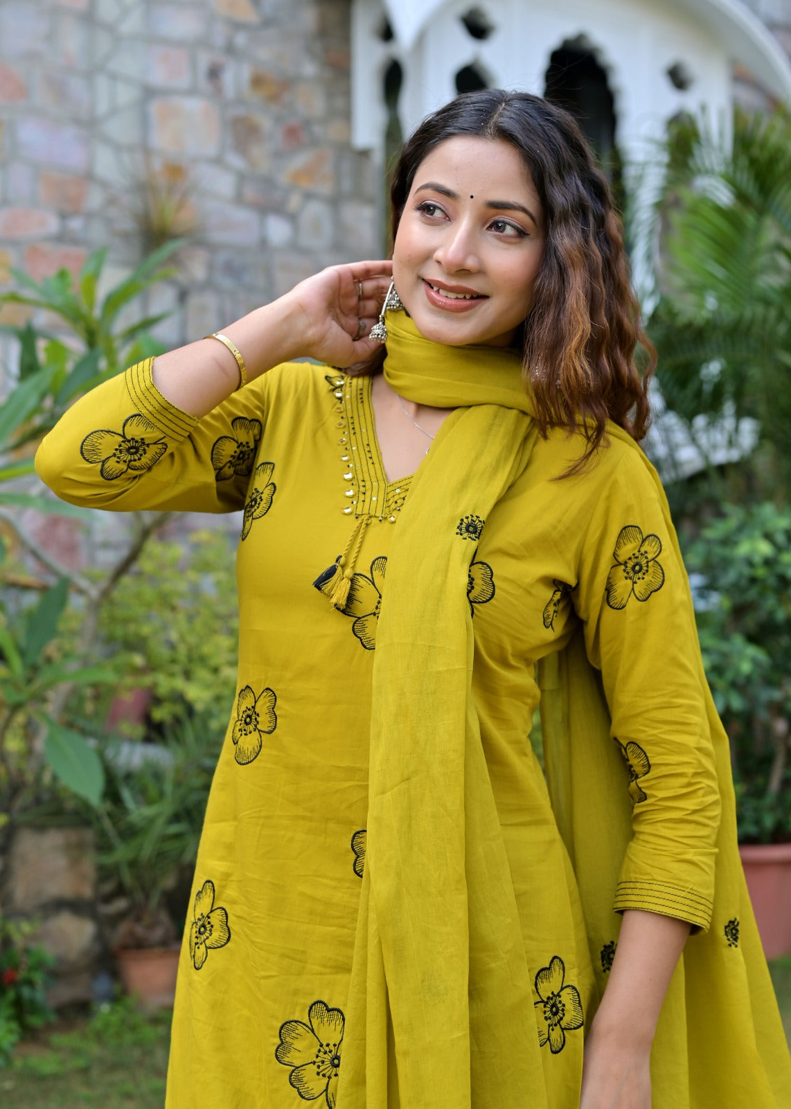 Gindly Mustard Floral Embroidered Straight Kurti