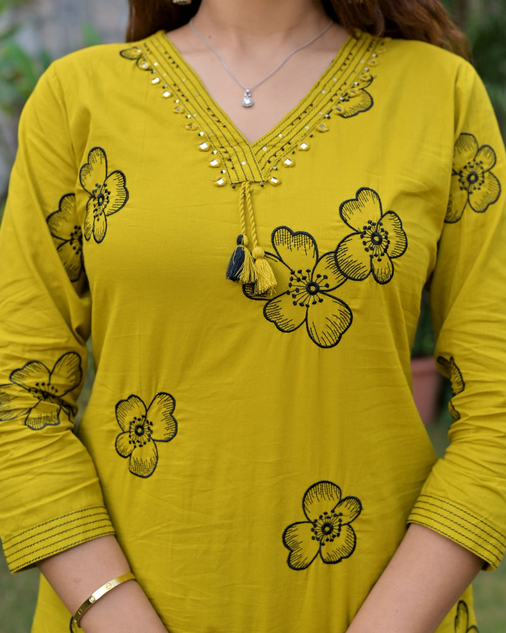 Gindly Mustard Floral Embroidered Straight Kurti