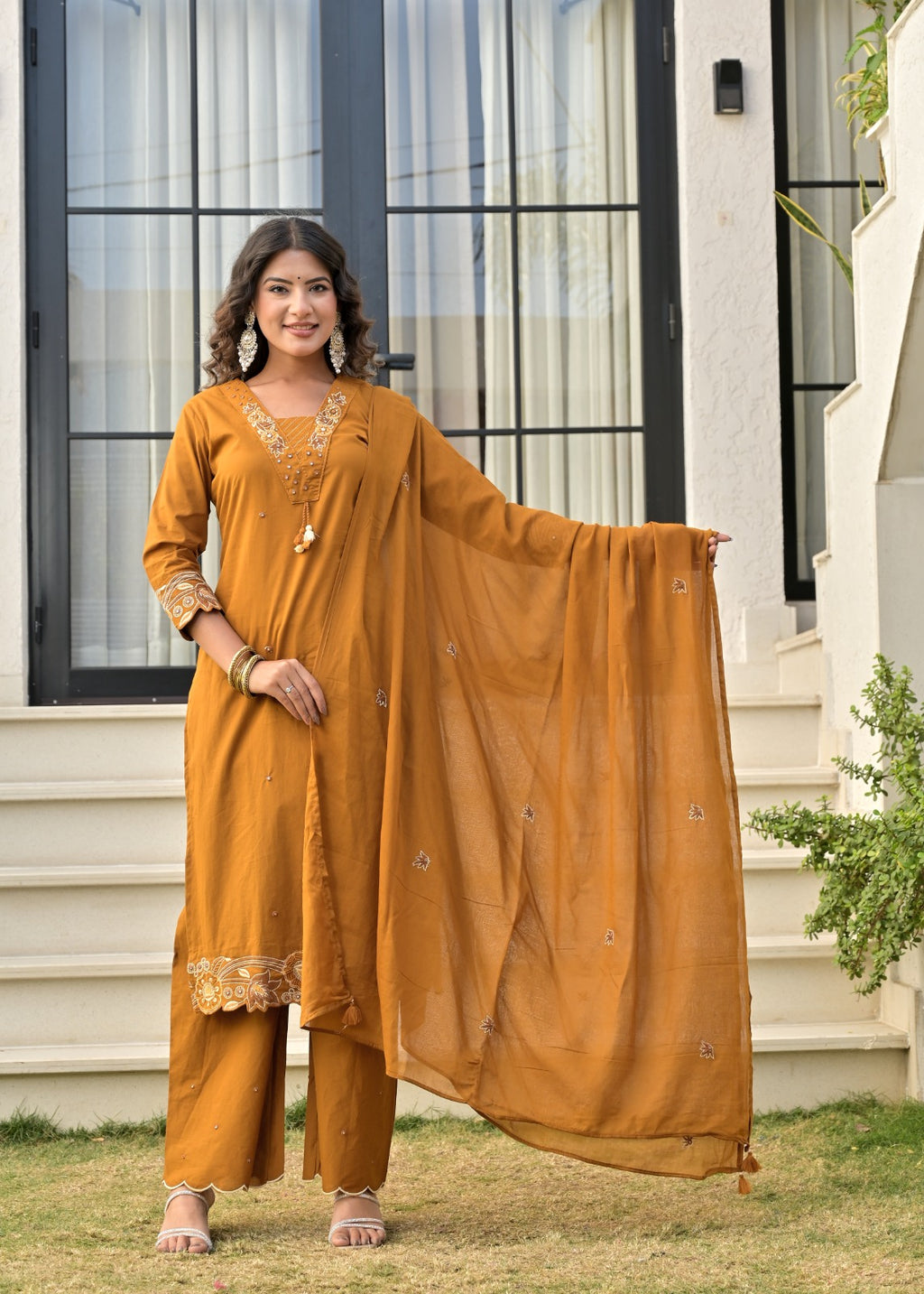 Gindly Straight Kurta Set with Bottom & Dupatta