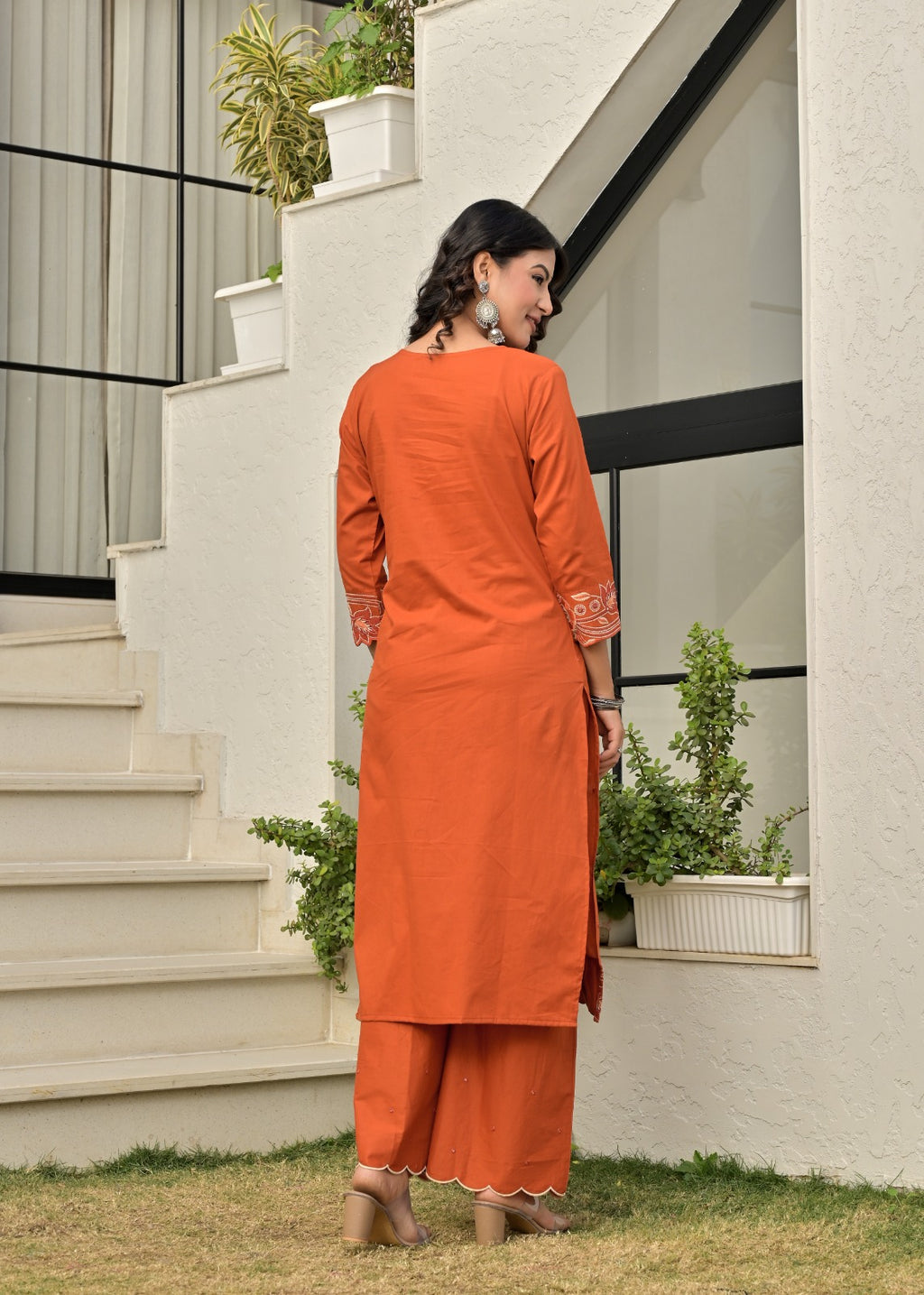Gindly Straight Kurta set with Bottom & Dupatta