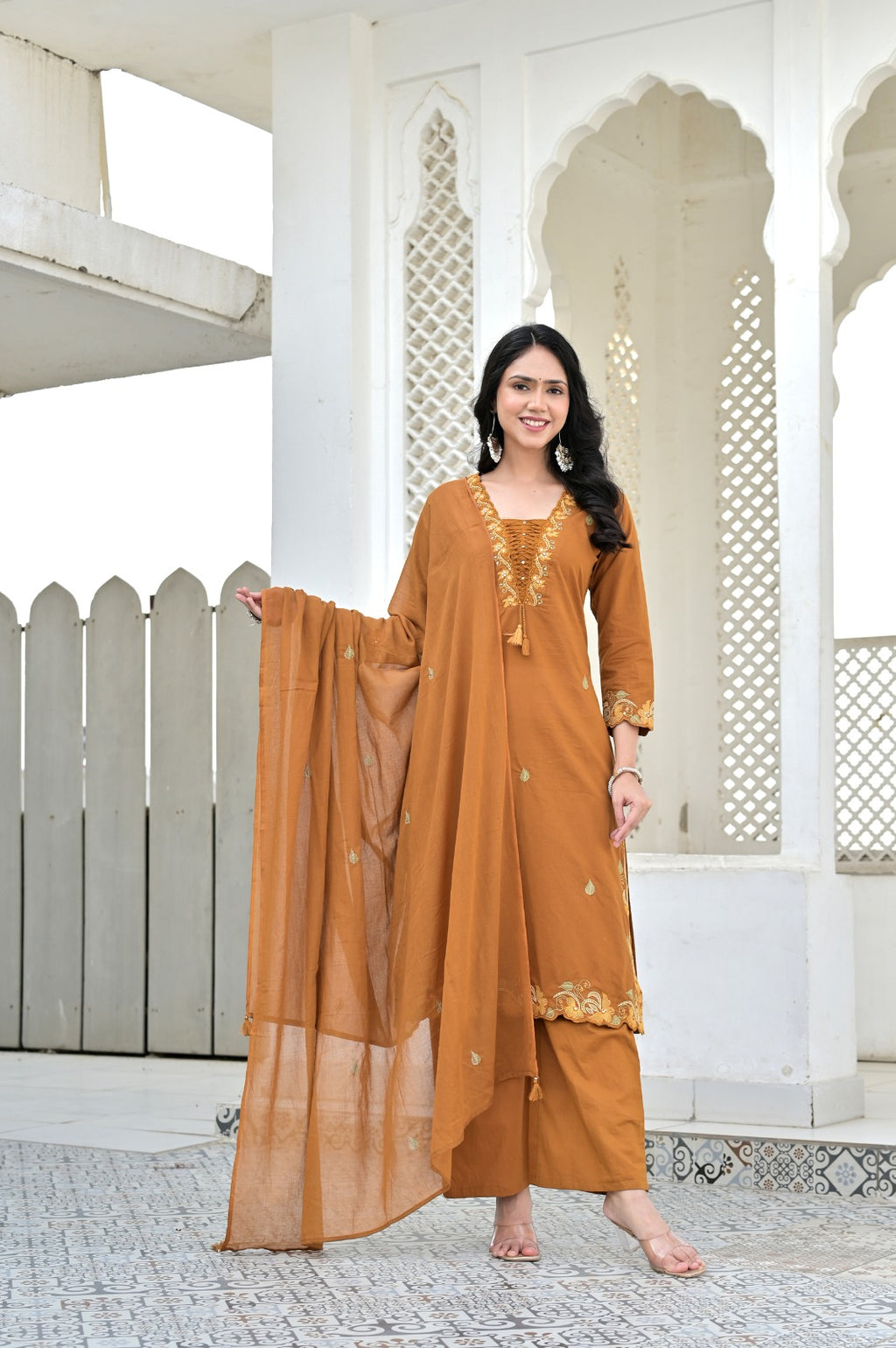 Gindly Straight Kurta Set With Bottom & Dupatta