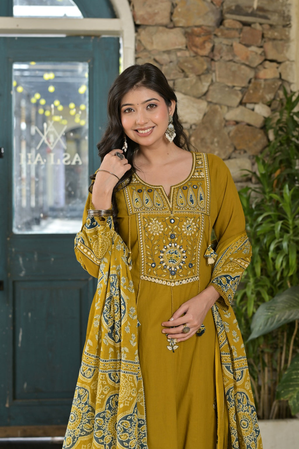 Gindly Anarkali 3 Piece Suit For Women