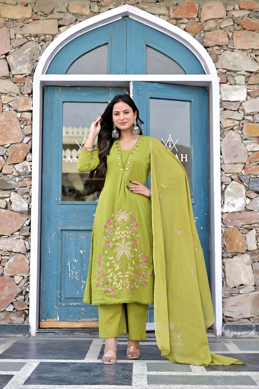 Gindly Women's  Ethnic Kurta & Palazzo Set with Dupatta