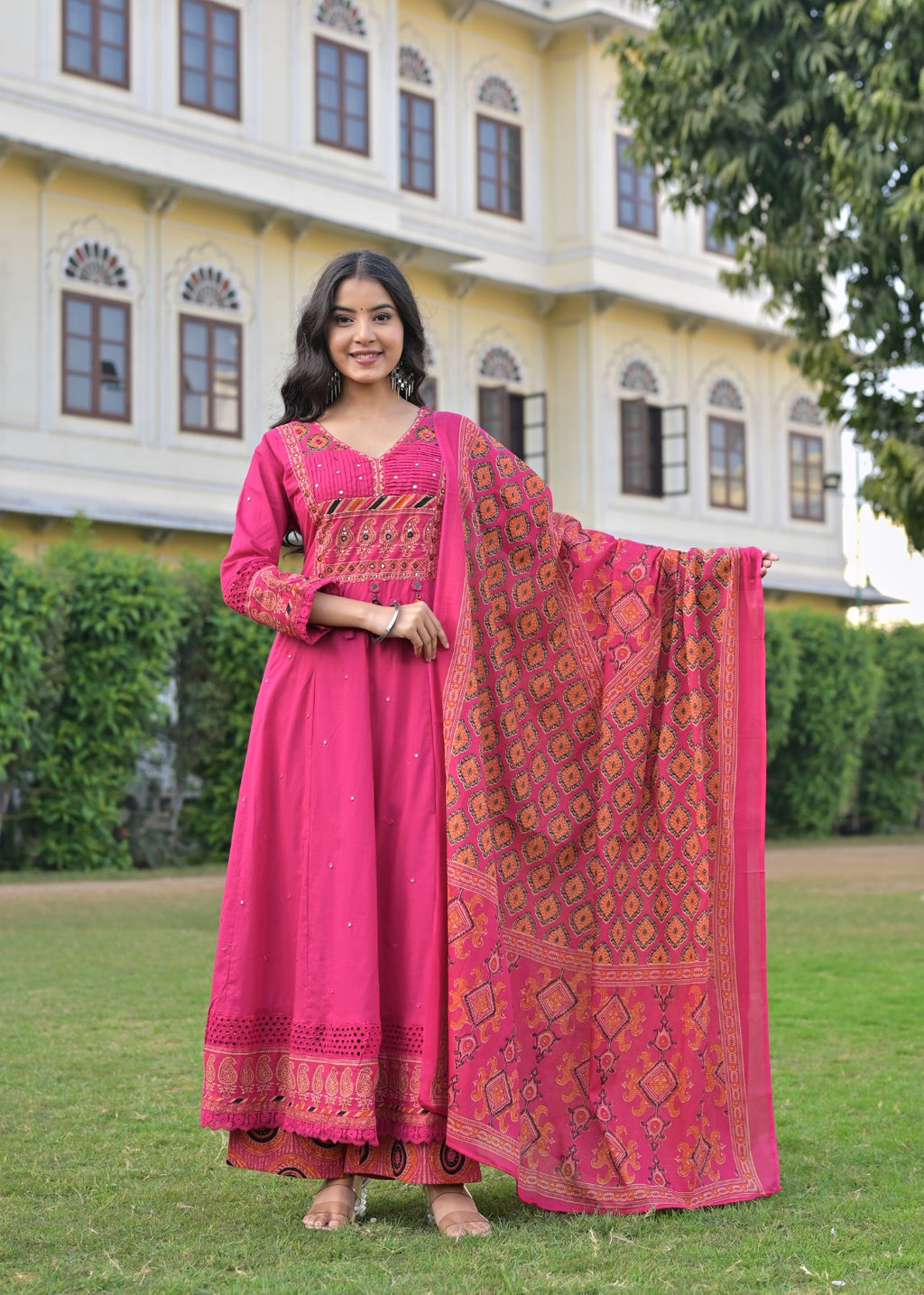 Gindly Anarkali Suit For Women
