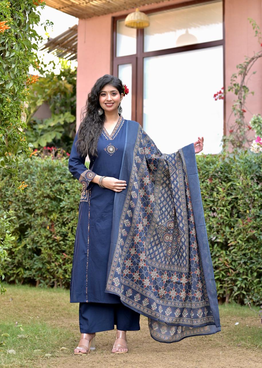 Gindly A-Line Kurta Set