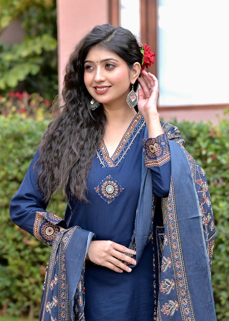 Gindly A-Line Kurta Set