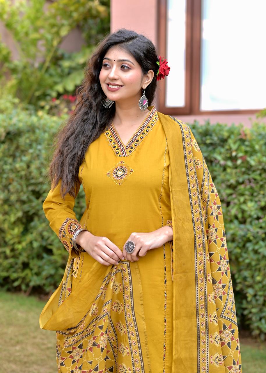 Gindly A-Line 3 Piece Suit For Women