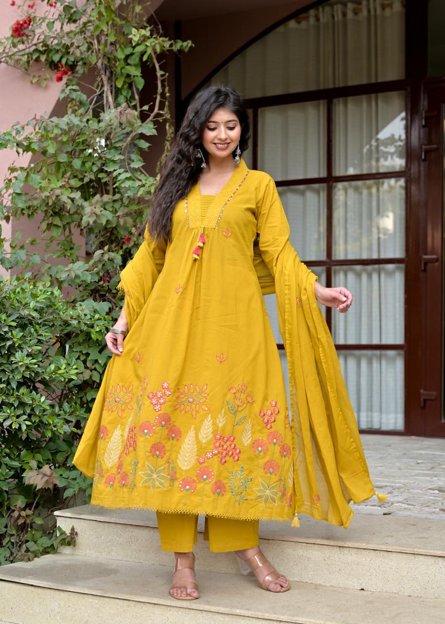 Gindly Anarkali Suit For Women