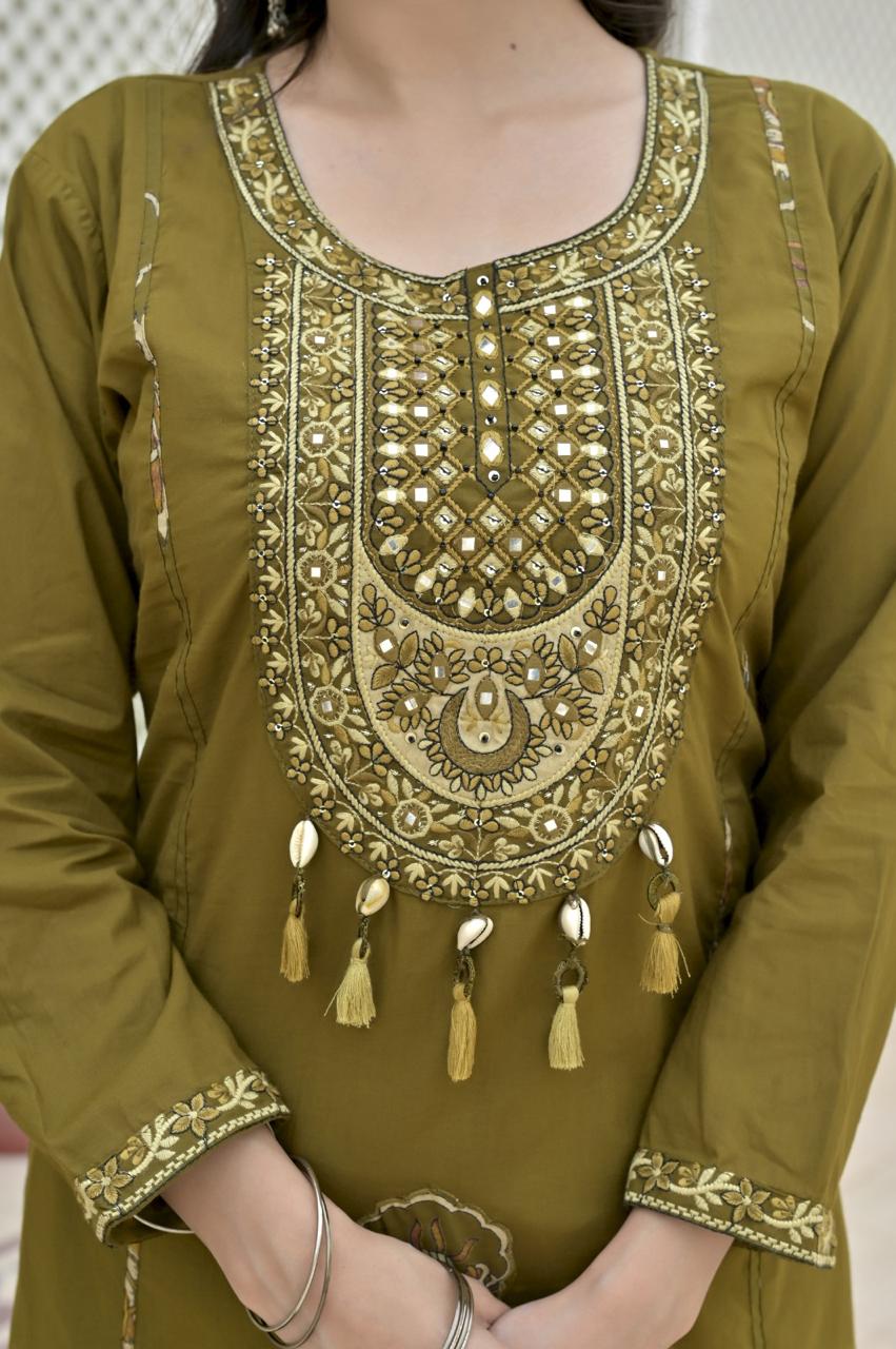 Gindly A-Line Kurti with Pants & Dupatta
