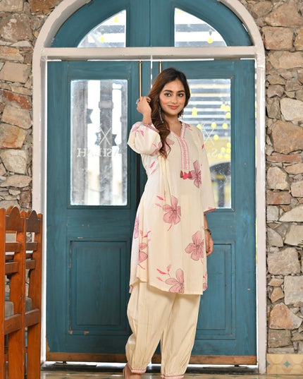 GINDLY FLORAL PRINT CO-ORD SET V-NECK STYLE 3/4 SLEEVES WITH TASSLE