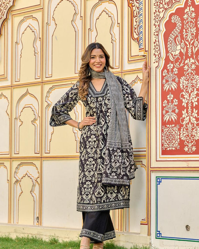 Gindly Pure Cotton Embroidered U-neck Anarkali Women's Ethnic Wear Set
